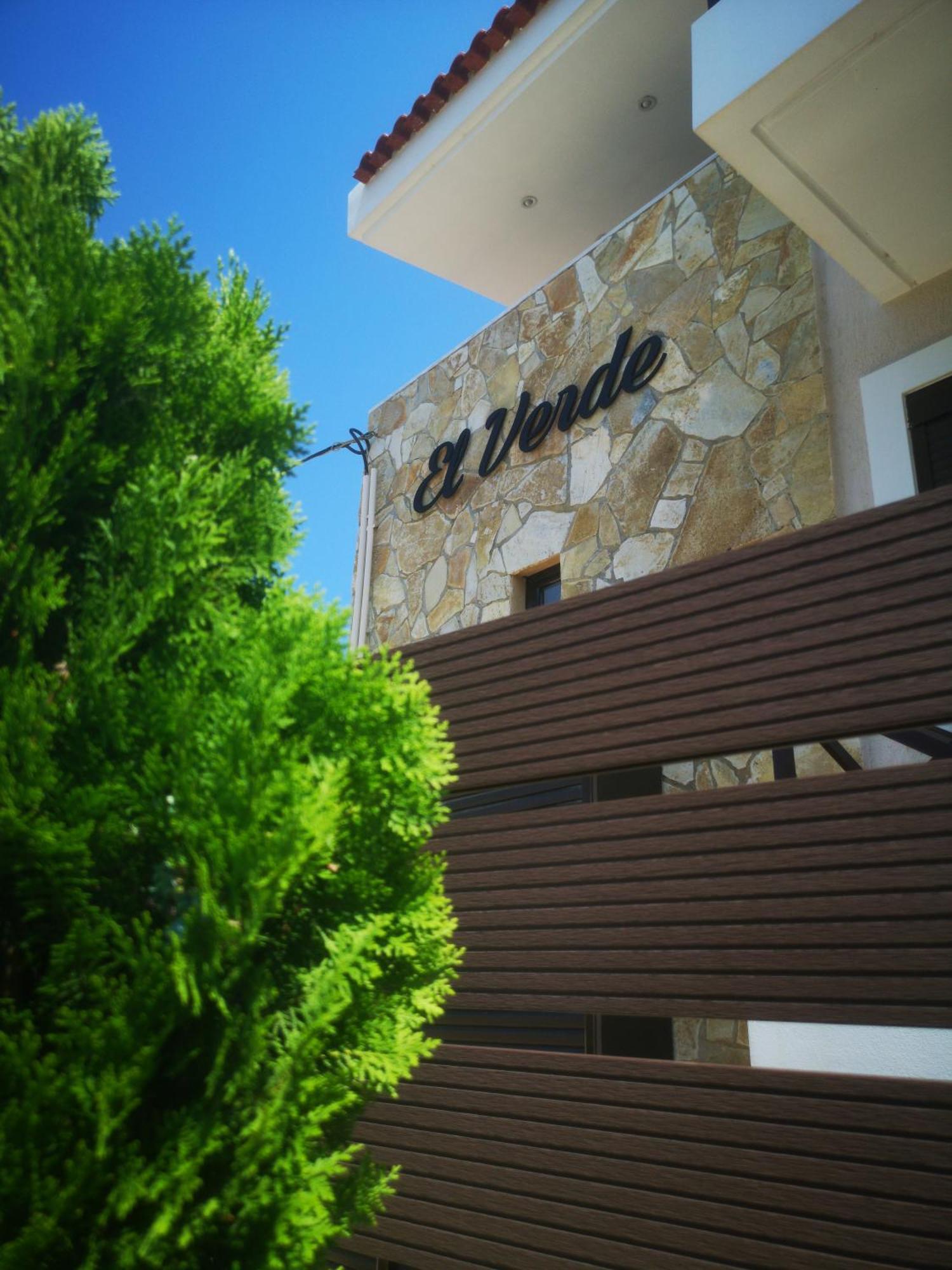 El Verde Apartments Skála 외부 사진